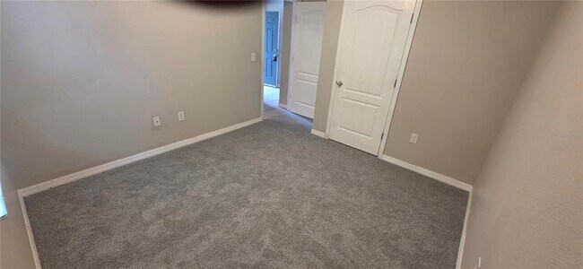Building Photo - 4206 Roberta Dr
