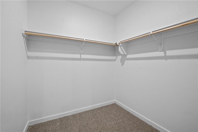 Building Photo - 4682 W Aurora St