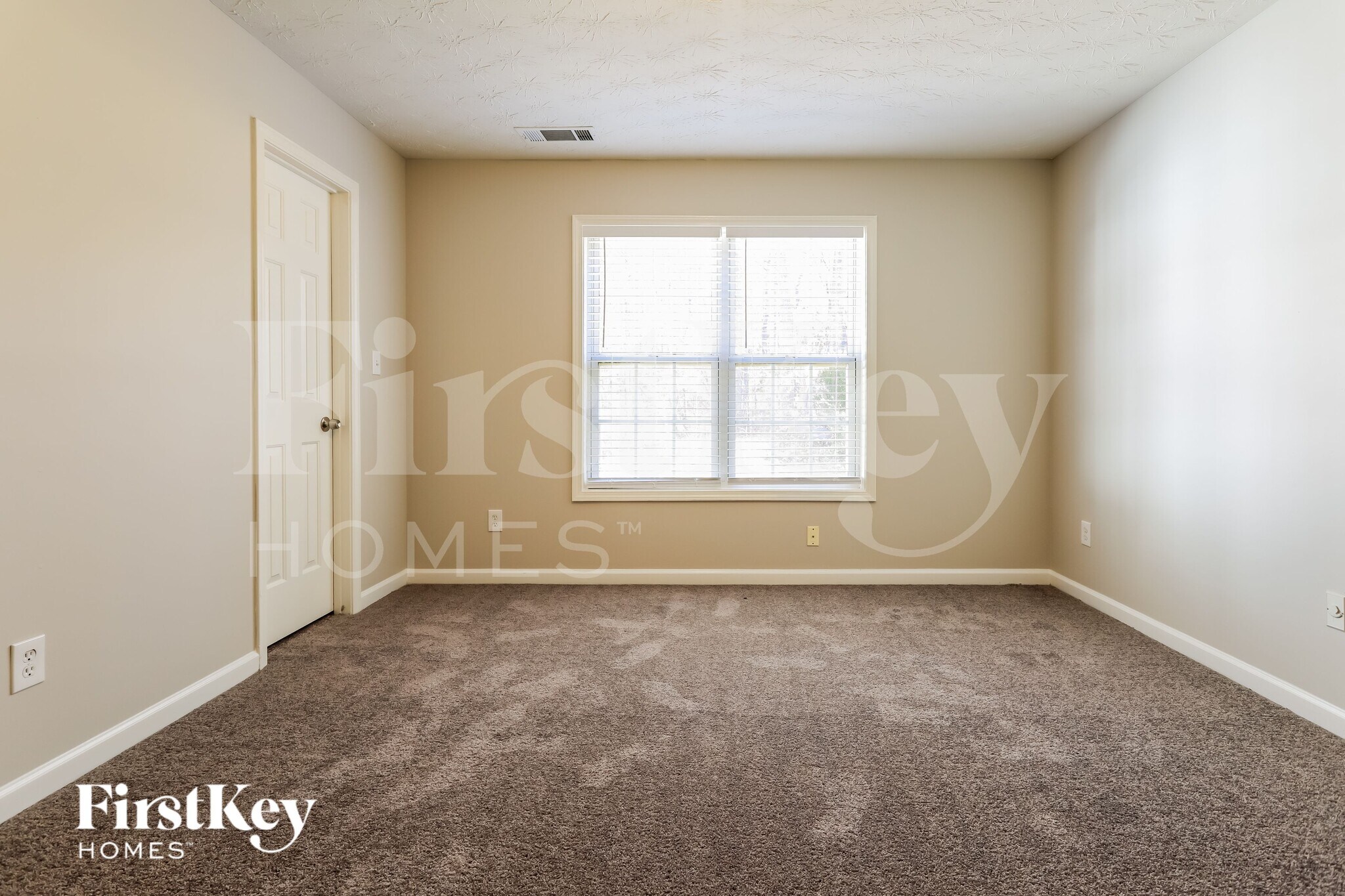 Building Photo - 1175 Grace Dr