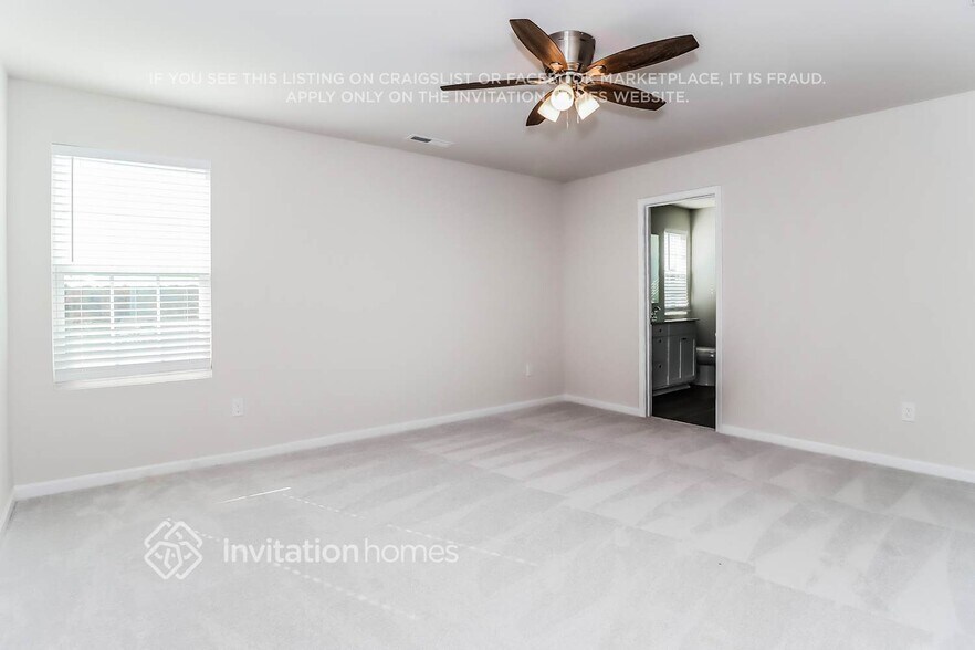 Building Photo - 360 Hollingswood Dr