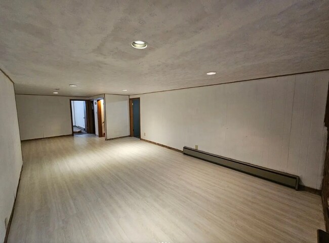 Building Photo - 11822 E 15th Ave