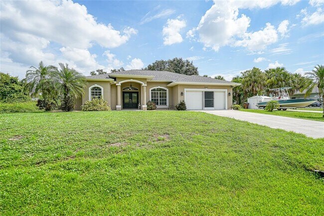 Building Photo - 2880 Vogler Ln