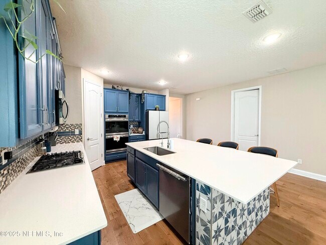Building Photo - 478 Broomsedge Cir