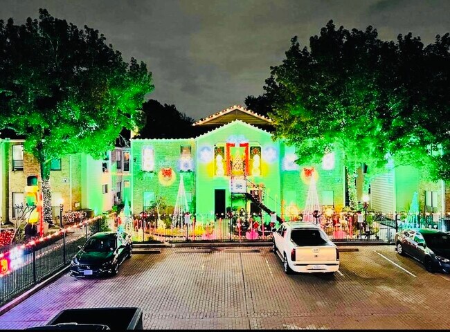 Building Photo - 6602 Harbor Town Dr