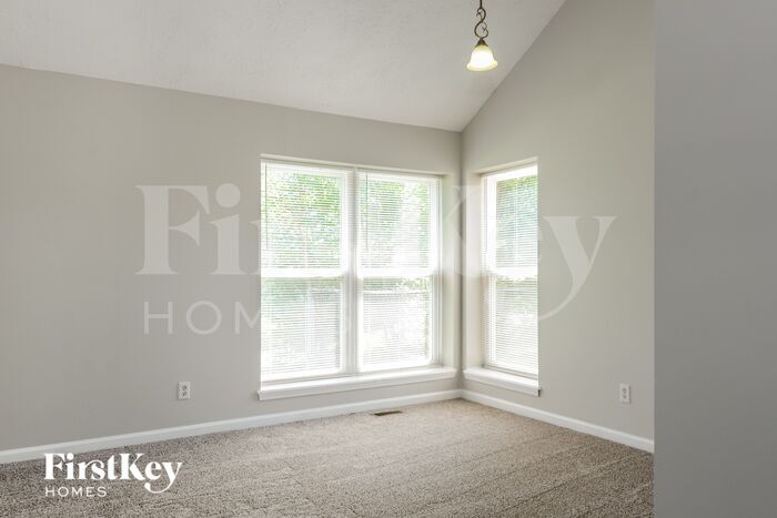 Building Photo - 4344 Braemar Dr