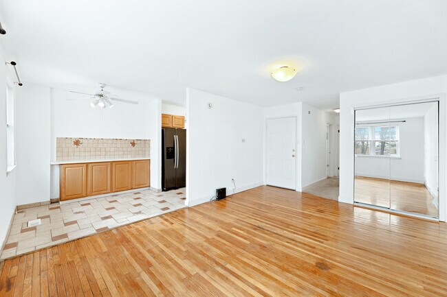 Building Photo - 12450 Knights Rd