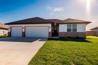 Building Photo - FOUR BEDROOM - NIXA SCHOOLS