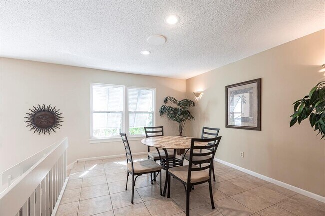 Building Photo - 6026 E Peppertree Way