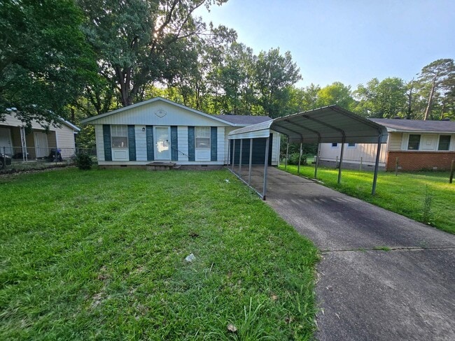 Primary Photo - 721 Edgehill