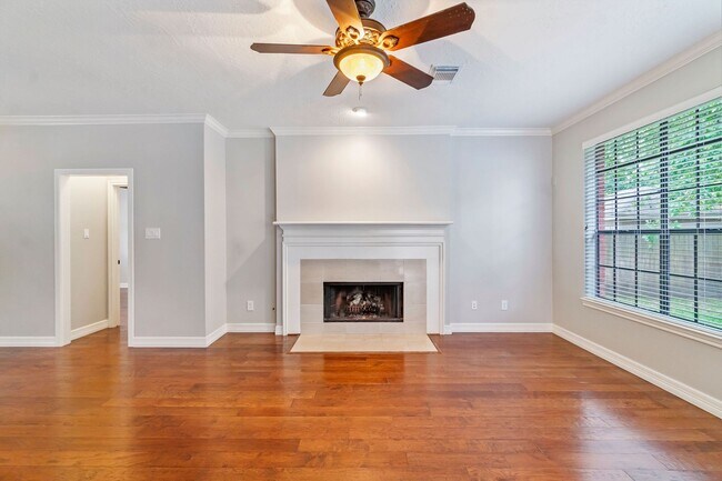 Building Photo - 31 N Duskwood Pl