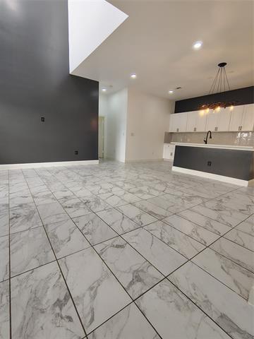 Building Photo - 2902 Jim St