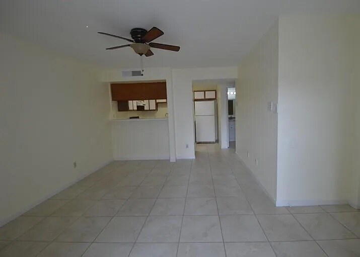 Building Photo - 15300 SW 106th Ter