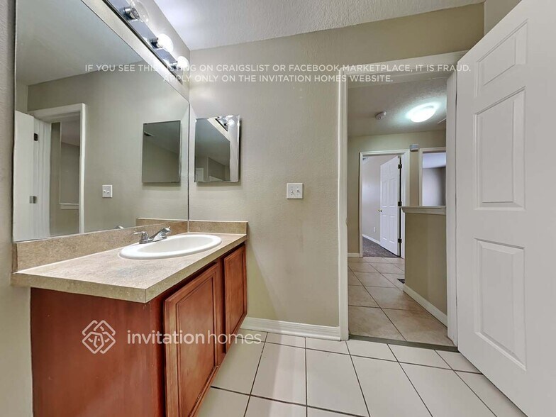 Building Photo - 31702 Spoonflower Cir
