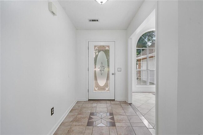 Building Photo - 2775 Ivy Mill Dr