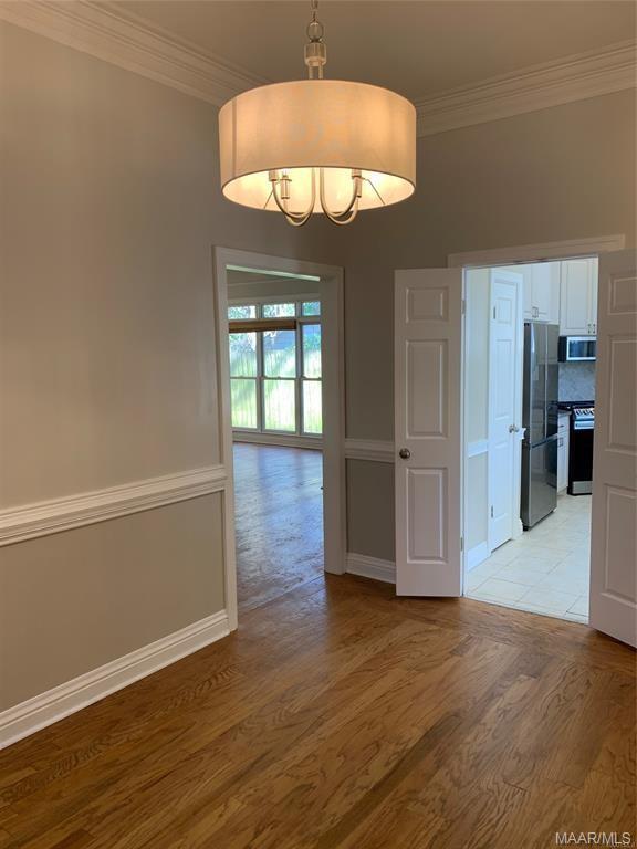 Building Photo - 1425 Blairwood