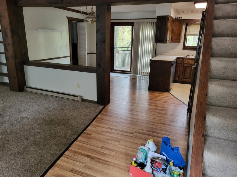 Building Photo - 1223 E Nimisila Rd