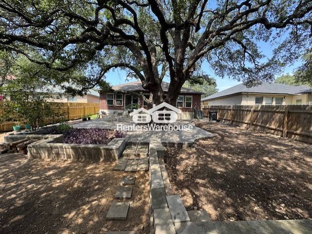 Building Photo - 7019 Crested Quail