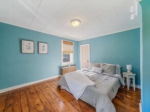 Building Photo - 2 Bed, 1 Bath Single Family Home