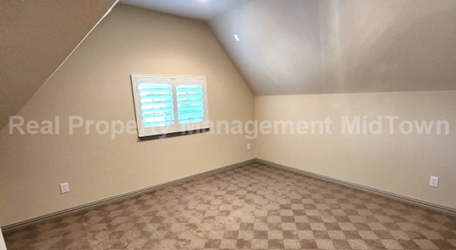 Building Photo - Well-Planned 4BR/3BA—Space for Guests, Off...