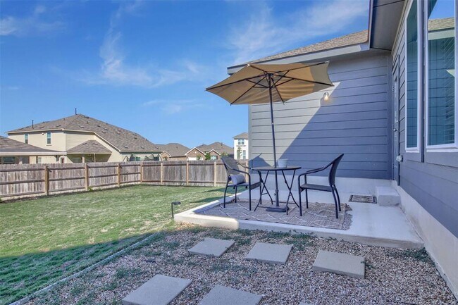 Building Photo - 6510 Teramo Ter