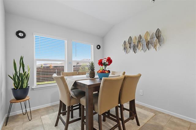 Building Photo - 7908 Oaktown Dr