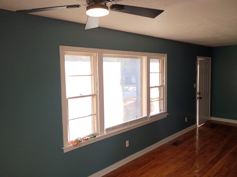 Building Photo - 574 Daniel Cir