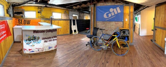 Building Photo - 39 S Randall Ave
