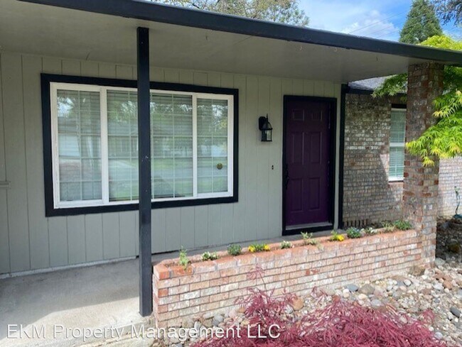 Building Photo - 3 br, 2 bath House - 14 SW 11th Street