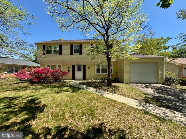 Building Photo - 2911 Tallow Ln