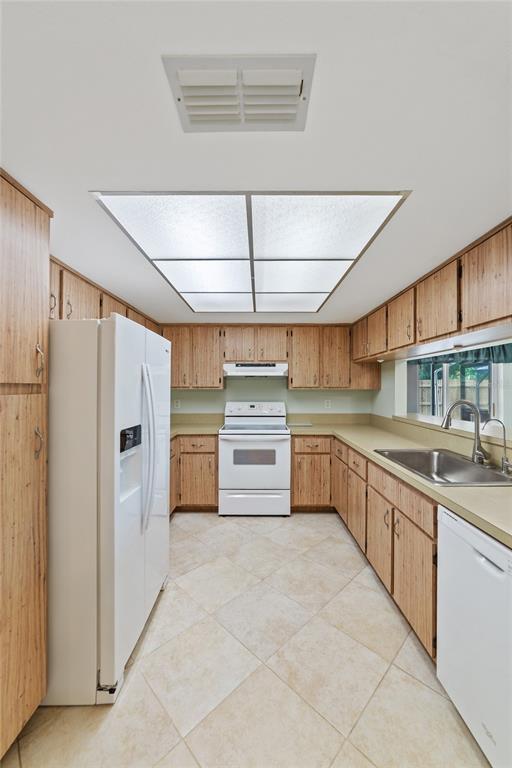 Building Photo - 4243 Chipmunk Dr