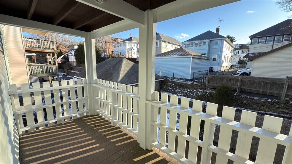 Building Photo - 39 Union St