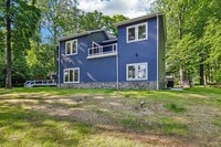 Building Photo - 4315 Pinetree Rd