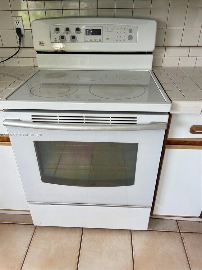 Building Photo - 1100 Constitution Dr