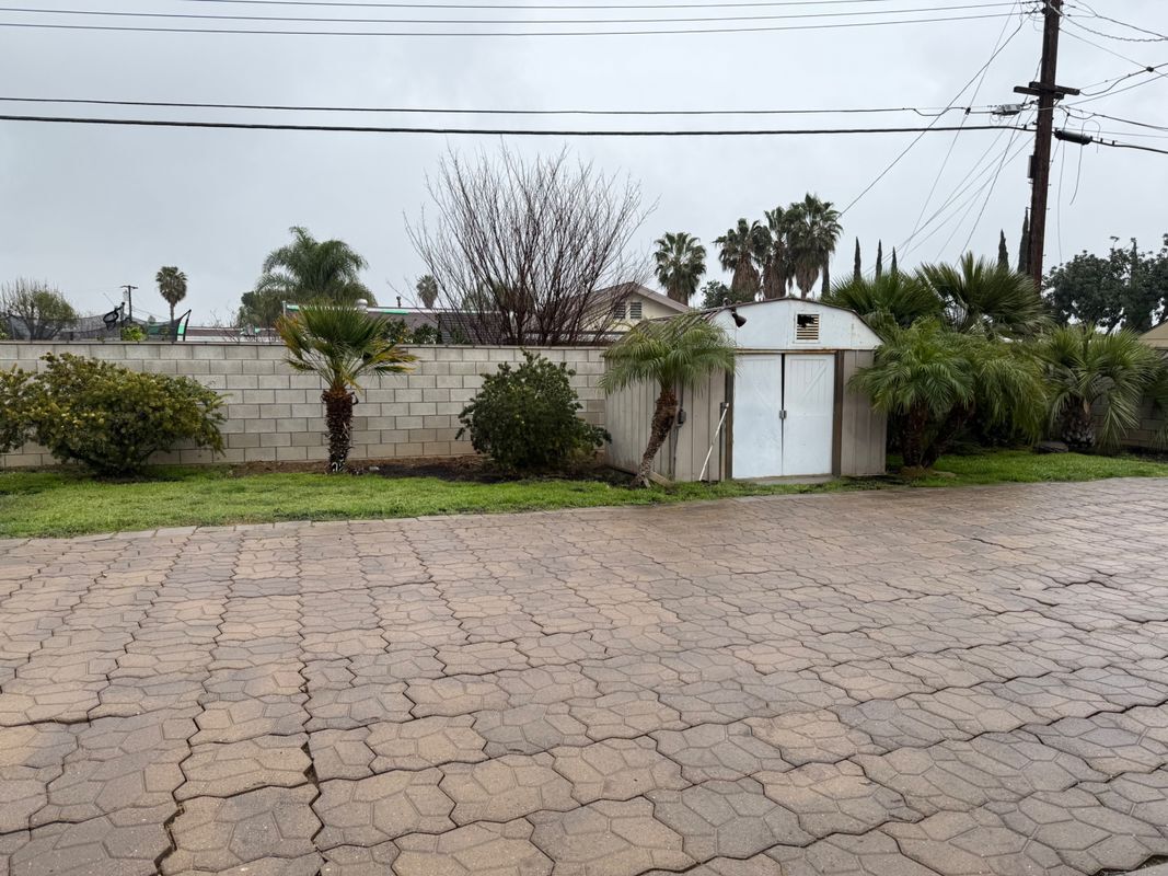 Building Photo - 6482 Adair Ave