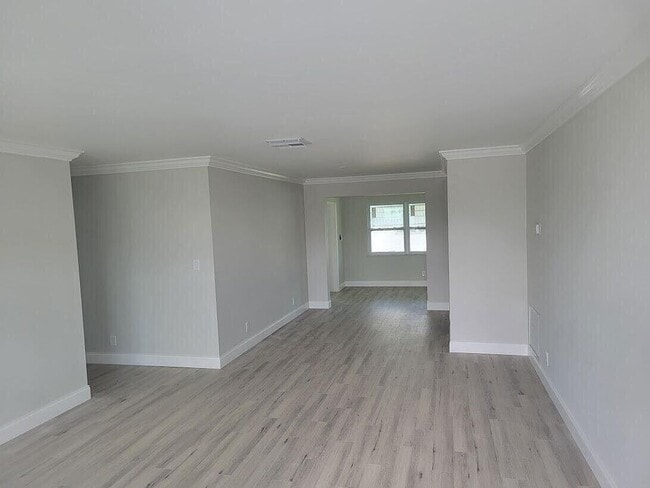 Building Photo - 1915 SW 17th St