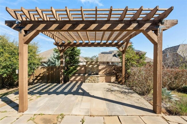 Building Photo - 8501 High Summit Ln