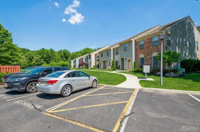 Building Photo - 151 Wyndham Pl