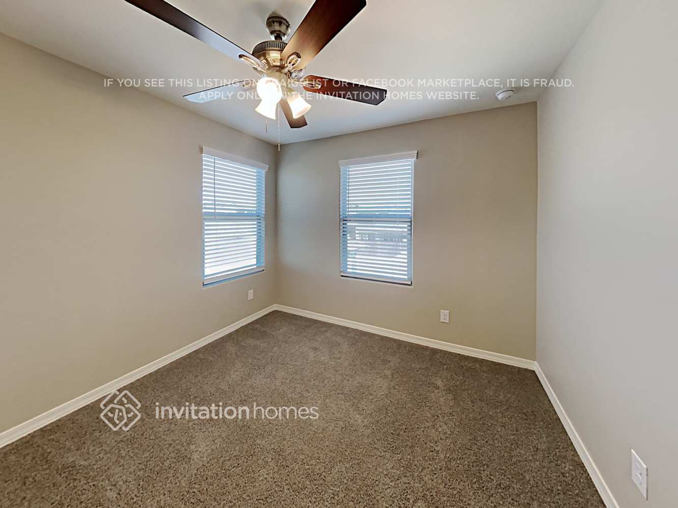 Building Photo - 2109 N 209th Ln