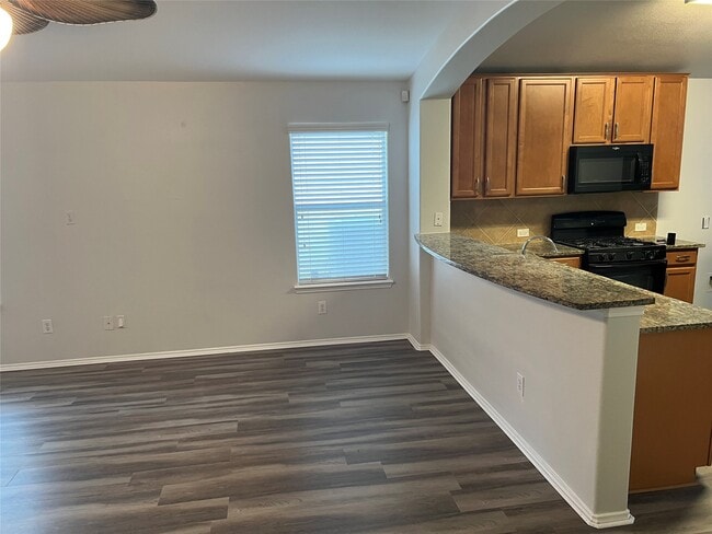 Building Photo - 1907 Cold River Dr