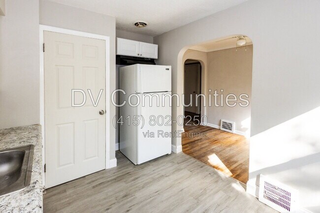 Building Photo - 175 Noble Beach Dr