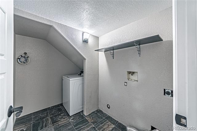 Building Photo - 2588 Weyburn Way