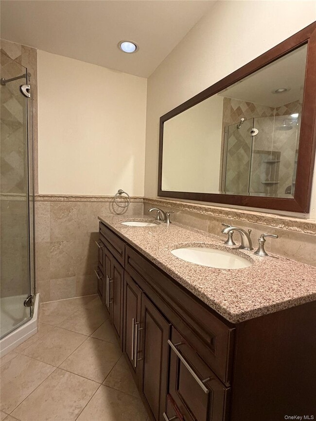Building Photo - 1 Ipswich Ave