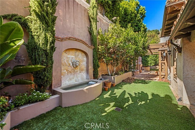 Building Photo - 1316 Beverly Grove Pl