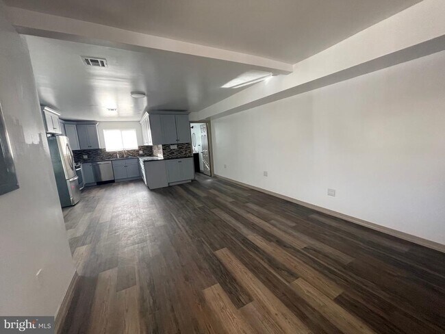 Building Photo - 20 Pennsylvania Ave