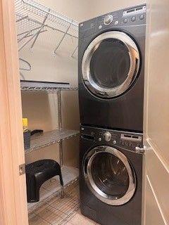 Building Photo - 144 W Ridge Way