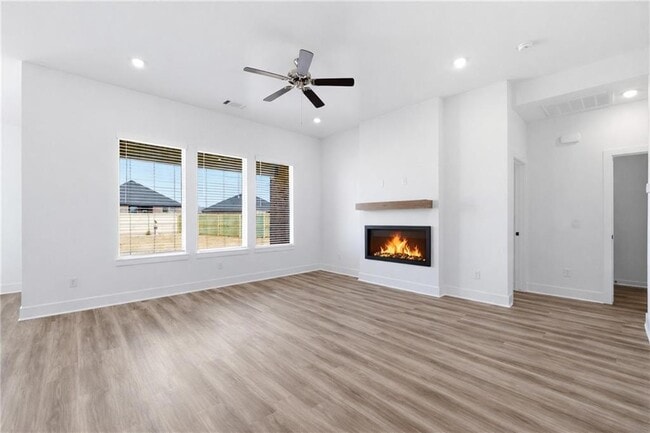 Building Photo - 446 W Taverner Xing