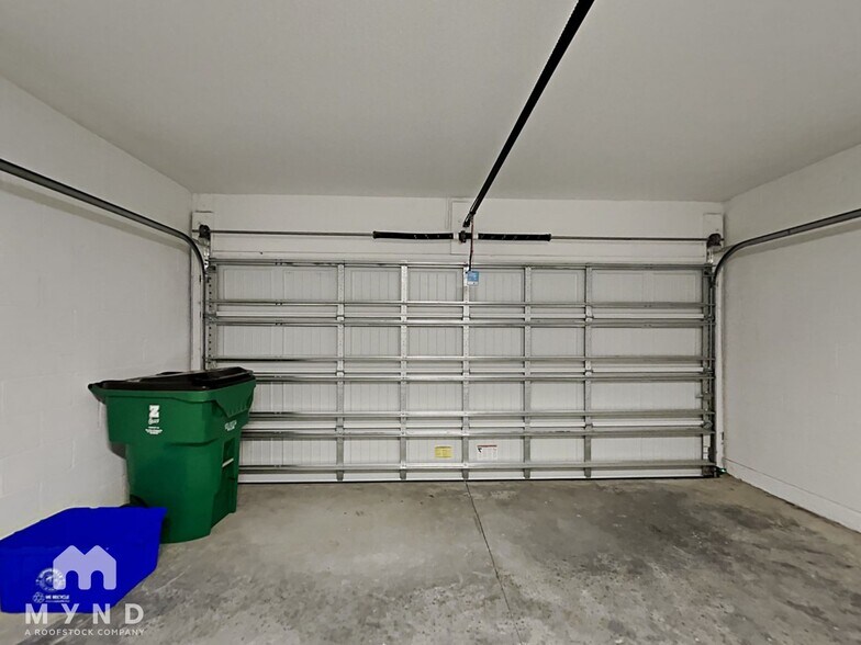 Building Photo - 36813 Yesler Dr