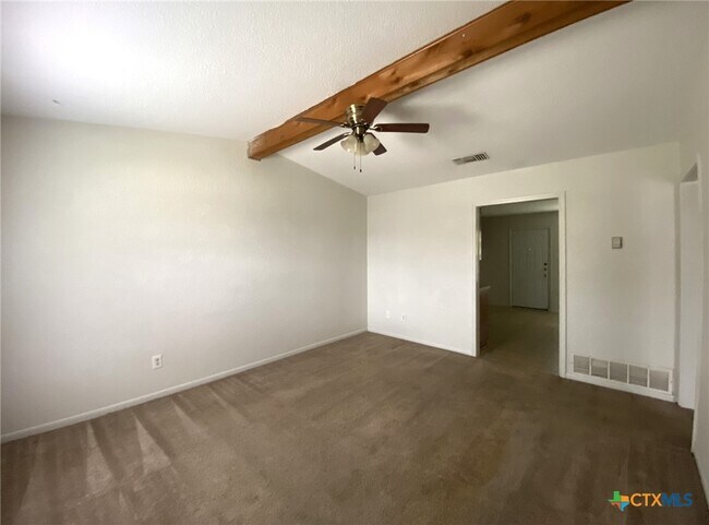 Building Photo - 4800 Rainbow Cir