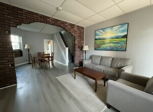 Building Photo - 1839 E Ontario St