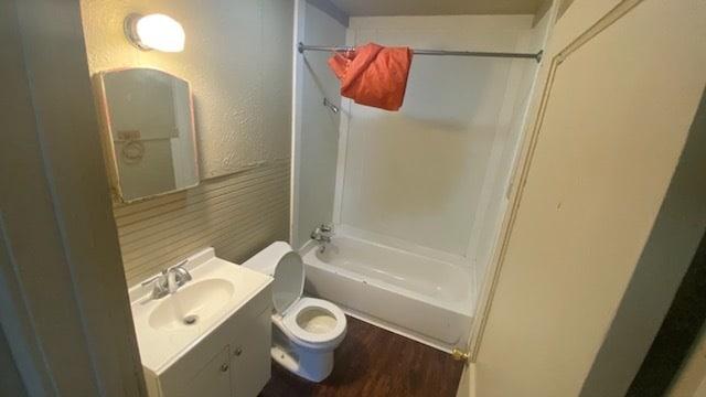 Building Photo - 3440 Hollywood St